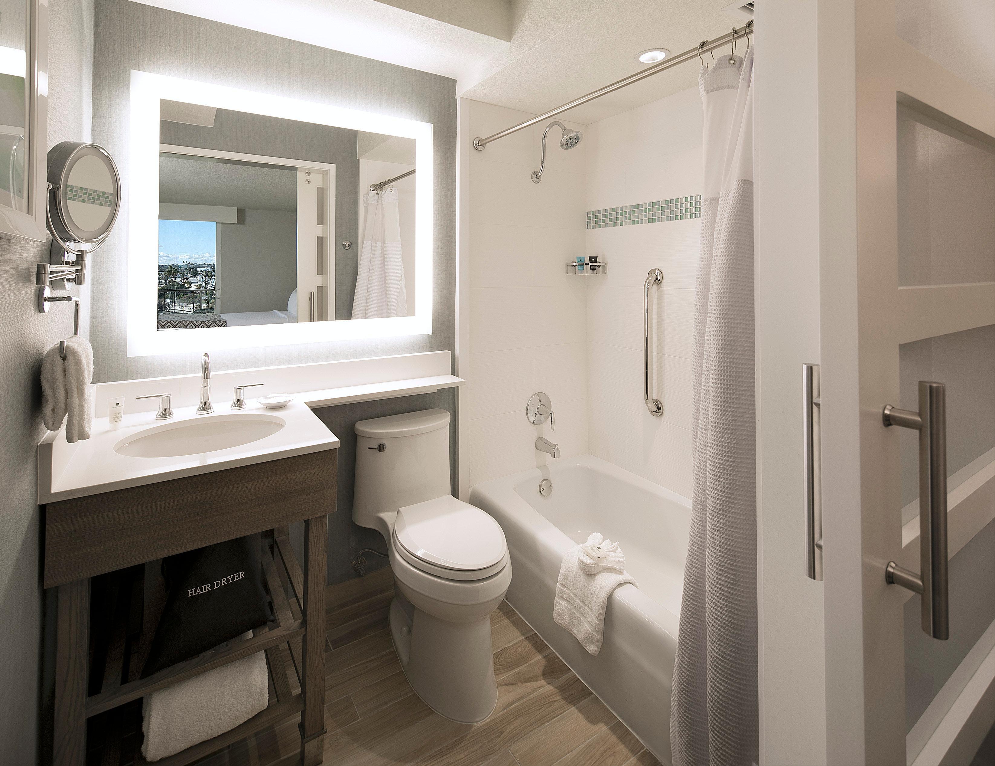 Hotel Crowne Plaza By Ihg 4*