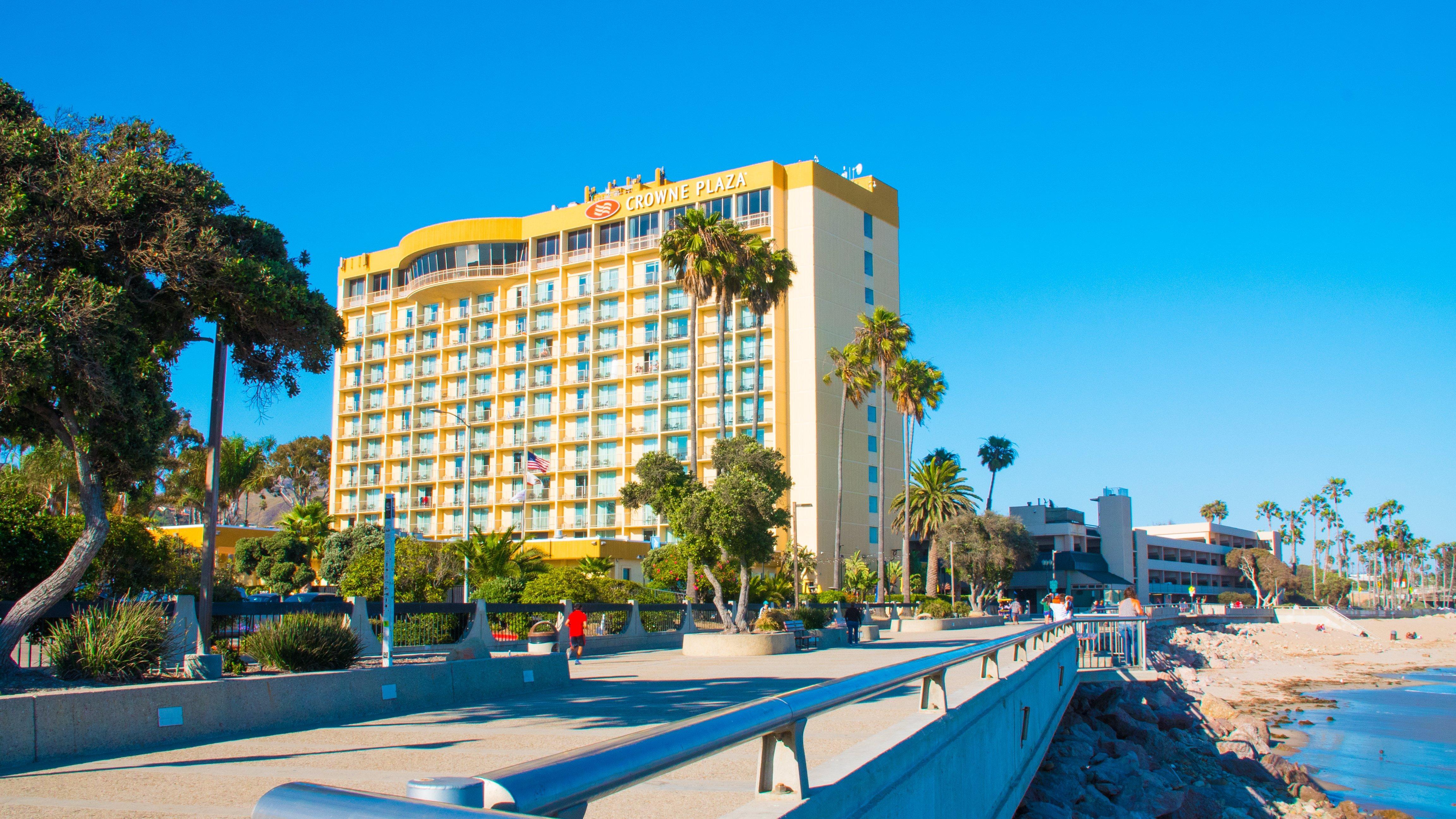 Crowne Plaza By Ihg